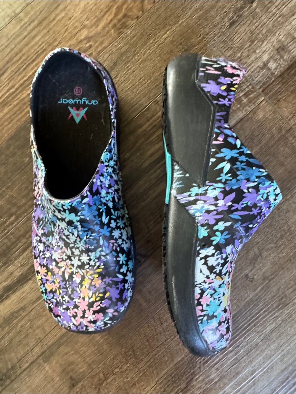 Anywear Women’s Floral Clog — Multi-Color 10